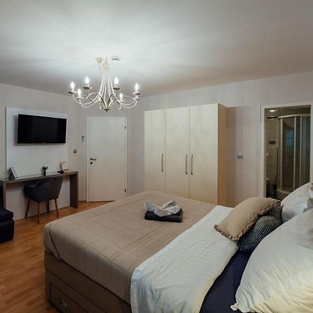 Guesthouse Villa Diana マカルスカ エクステリア 写真